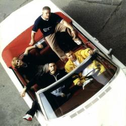 R-4782634-1533667194-7005